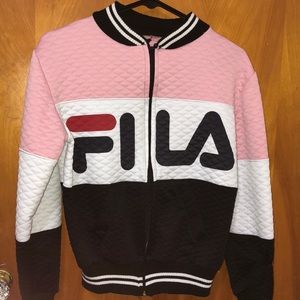 Fila zip up jacket. Size: medium